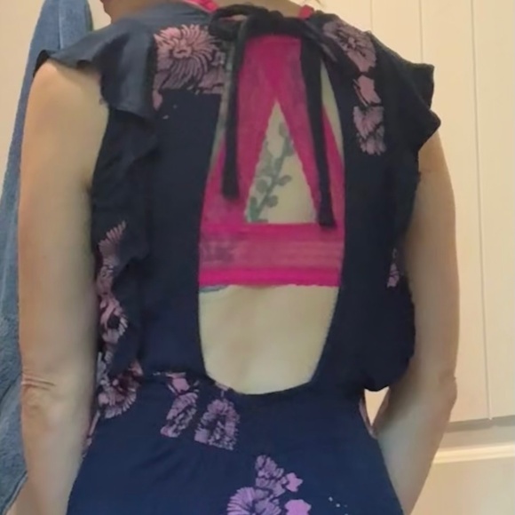 O’Neill Jumpsuit - Size small - Picture 2 of 5